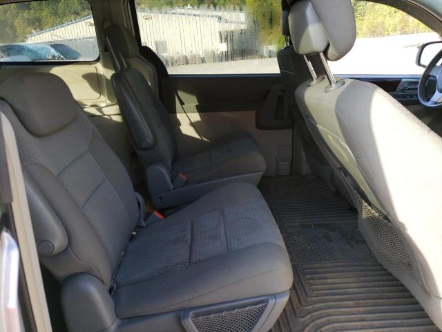 Photo 11 from auction – 2010 CHRYSLER TOWN & COU with VIN 2A4RR5D12AR279014