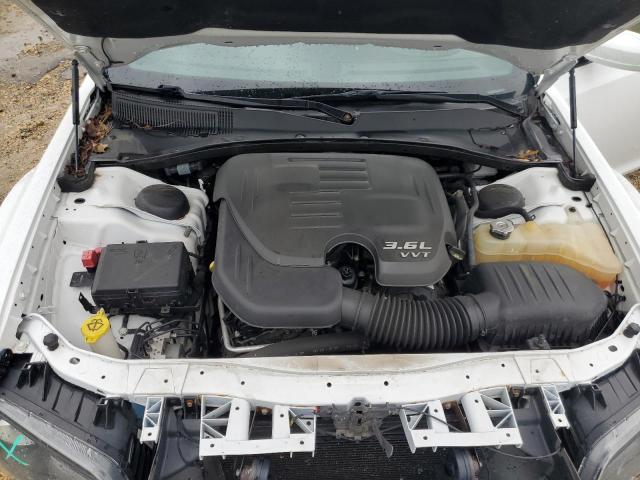 Photo 11 from auction – 2016 CHRYSLER 300 S with VIN 2C3CCABG2GH261130