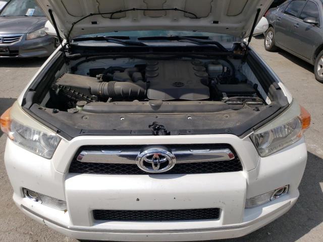Photo 12 from auction – 2011 TOYOTA 4RUNNER SR with VIN JTEBU5JR2B5060564