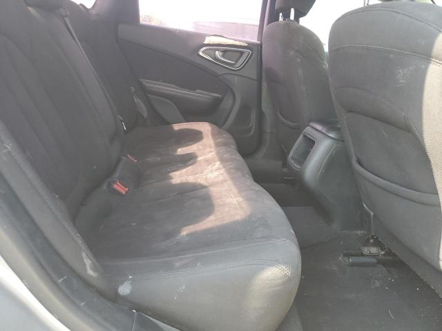 Photo 10 from auction – 2015 CHRYSLER 200 LIMITE with VIN 1C3CCCAB1FN688502