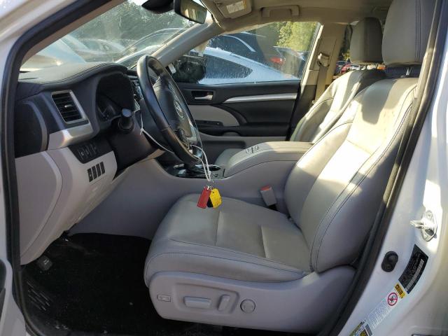 Photo 7 from auction – 2018 TOYOTA HIGHLANDER with VIN 5TDJZRFH0JS549305