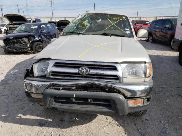 Photo 5 from auction – 2000 TOYOTA 4RUNNER SR with VIN JT3GN86R5Y0146253