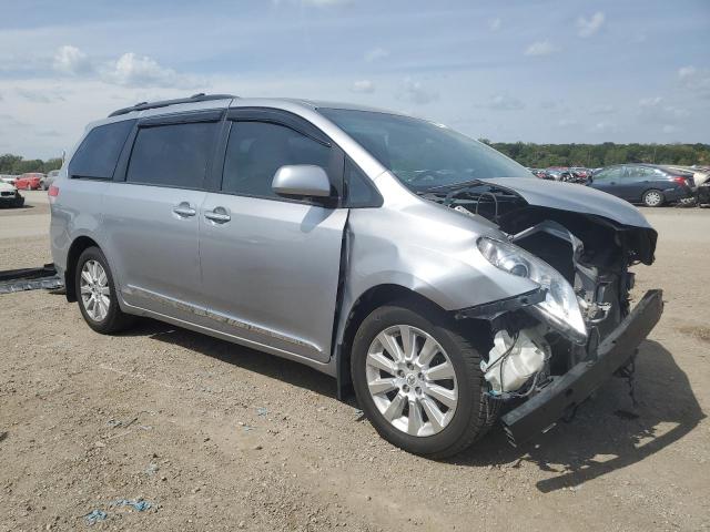 Photo 4 from auction – 2012 TOYOTA SIENNA XLE with VIN 5TDDK3DCXCS044249