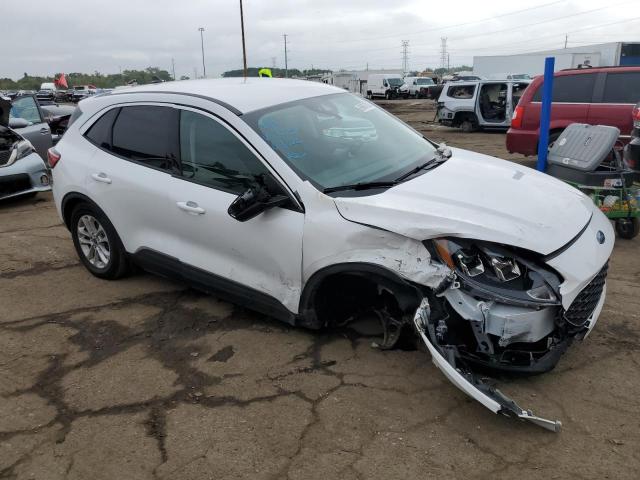 Photo 4 from auction – 2020 FORD ESCAPE SE with VIN 1FMCU9G63LUC53239