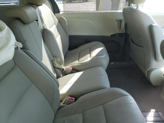 Photo 10 from auction – 2015 TOYOTA SIENNA XLE with VIN 5TDYK3DC7FS676244