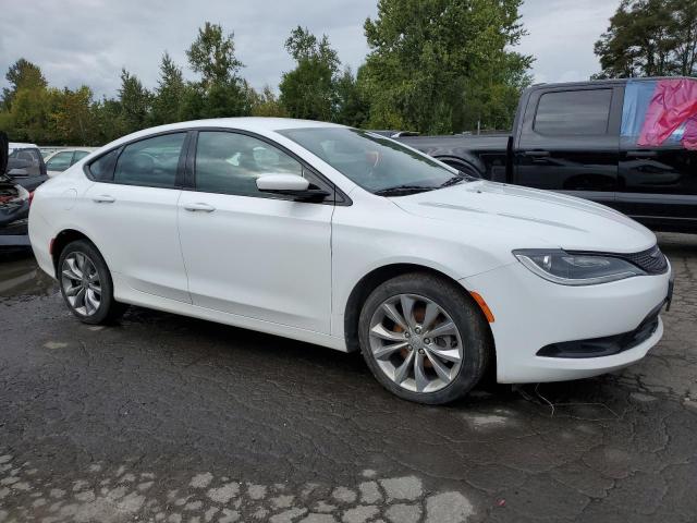 Photo 4 from auction – 2015 CHRYSLER 200 S with VIN 1C3CCCBB8FN638632