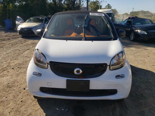 Photo 5 from auction – 2017 SMART FORTWO with VIN WMEFJ5DA2HK170885