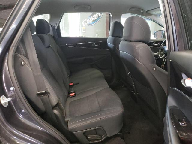 Photo 10 from auction – 2017 KIA SORENTO LX with VIN 5XYPGDA32HG230283