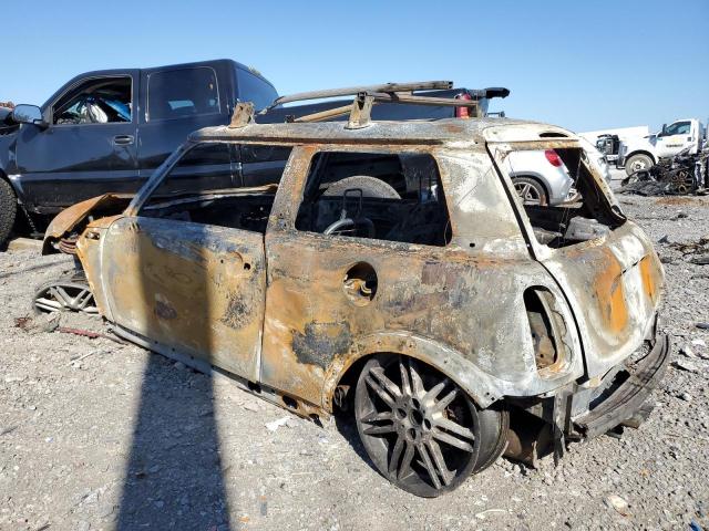 Photo 2 from auction – 2005 MINI COOPER S with VIN WMWRE33425TD97385