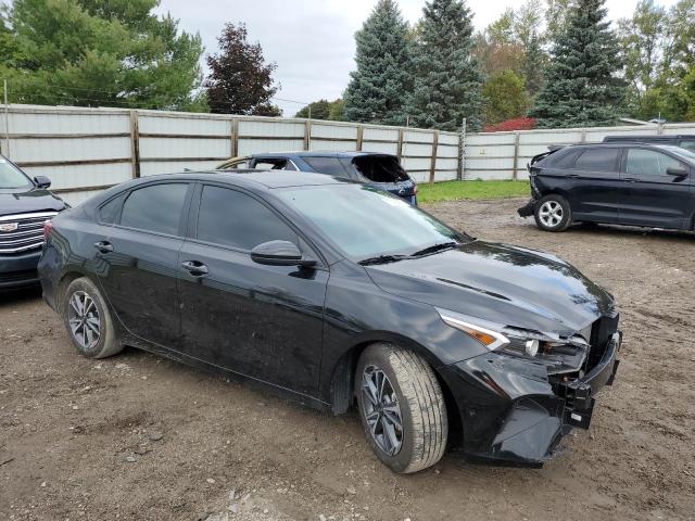 Photo 4 from auction – 2023 KIA FORTE LX with VIN 3KPF24AD3PE576549