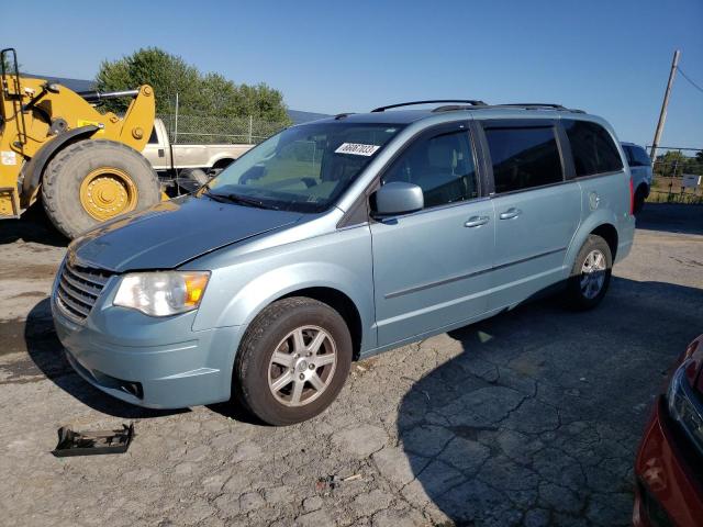 CHRYSLER TOWN & COU 2010 с VIN 2A4RR5D11AR217460 - Снимка от търг