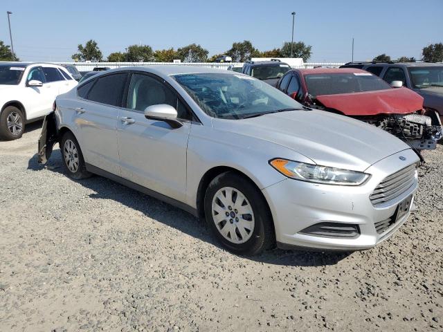 Photo 4 from auction – 2014 FORD FUSION S with VIN 3FA6P0G73ER317258