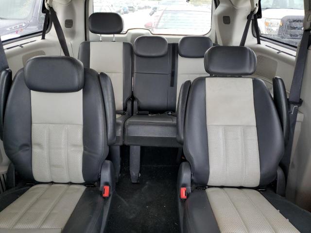 Photo 10 from auction – 2010 CHRYSLER TOWN & COU with VIN 2A4RR5DX2AR279843
