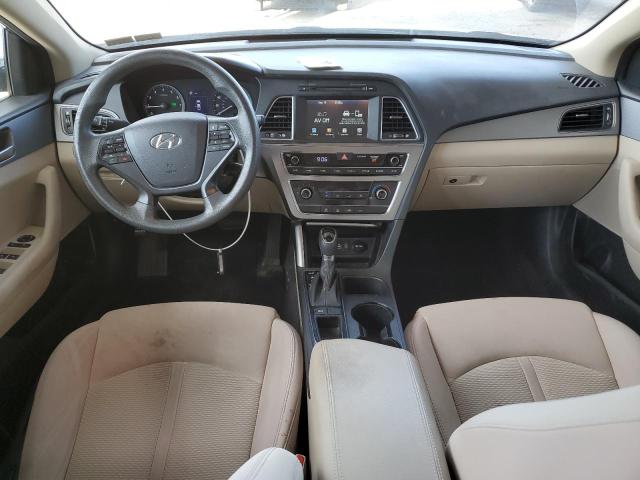 Photo 8 from auction – 2017 HYUNDAI SONATA SE with VIN 5NPE24AF2HH580778
