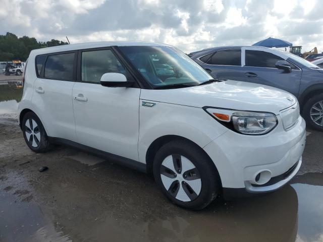 Photo 4 from auction – 2016 KIA SOUL EV with VIN KNDJP3AE6G7013722
