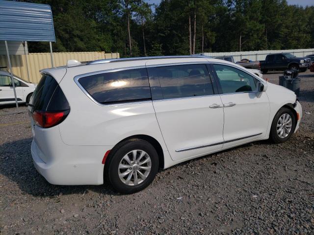 Photo 3 from auction – 2018 CHRYSLER PACIFICA T with VIN 2C4RC1EG2JR174329
