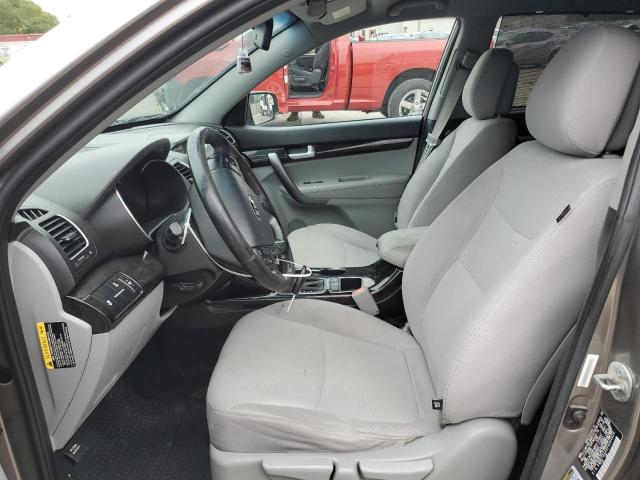 Photo 7 from auction – 2015 KIA SORENTO LX with VIN 5XYKTDA66FG564829