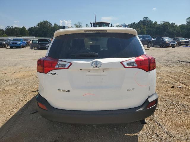Photo 6 from auction – 2015 TOYOTA RAV4 XLE with VIN JTMWFREV4FD063704