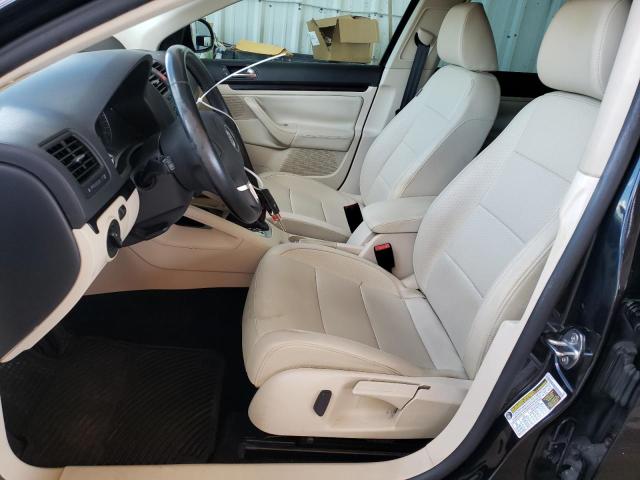 Photo 7 from auction – 2010 VOLKSWAGEN JETTA WOLF with VIN 3VWRJ7AJ8AM102338
