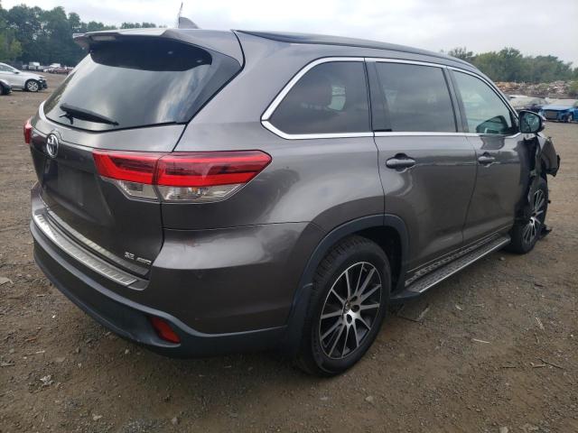 Photo 3 from auction – 2017 TOYOTA HIGHLANDER with VIN 5TDJZRFH8HS360394