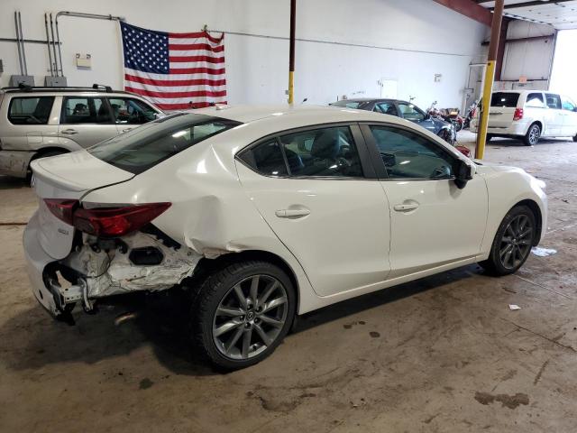 Photo 3 from auction – 2018 MAZDA 3 TOURING with VIN 3MZBN1V31JM178157