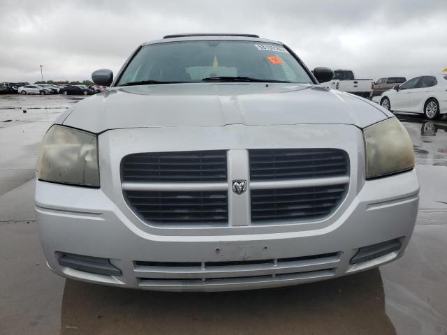 Photo 5 from auction – 2005 DODGE MAGNUM SXT with VIN 2D8FV48V85H557262