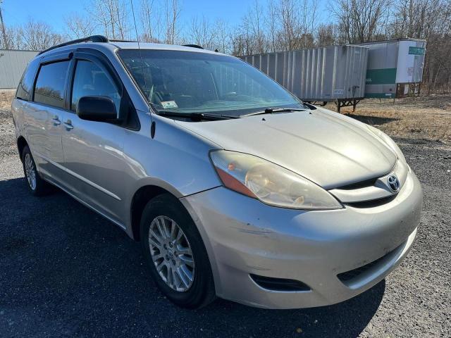 TOYOTA SIENNA LE 2008 with VIN 5TDBK23C08S017815 - Photo from auction