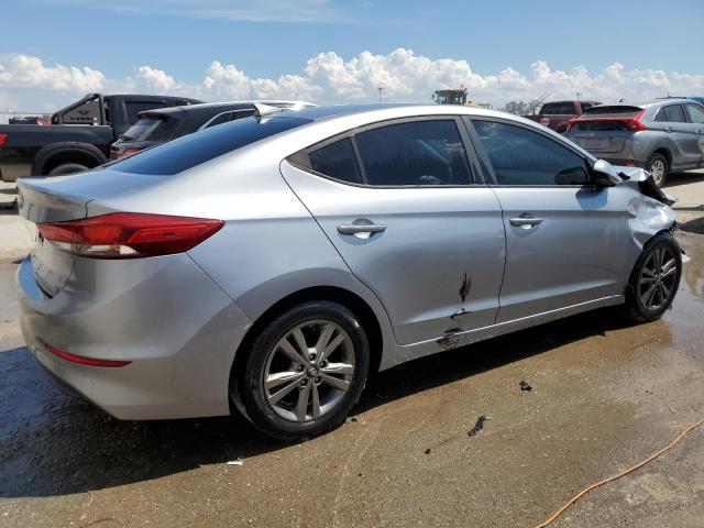 Photo 3 from auction – 2017 HYUNDAI ELANTRA with VIN 5NPD84LF6HH044231