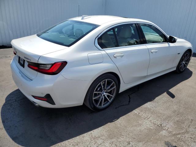 Photo 3 from auction – 2022 BMW 330E with VIN 3MW5P7J02N8C66039