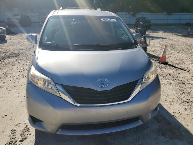 Photo 5 from auction – 2012 TOYOTA SIENNA LE with VIN 5TDKK3DC3CS243621