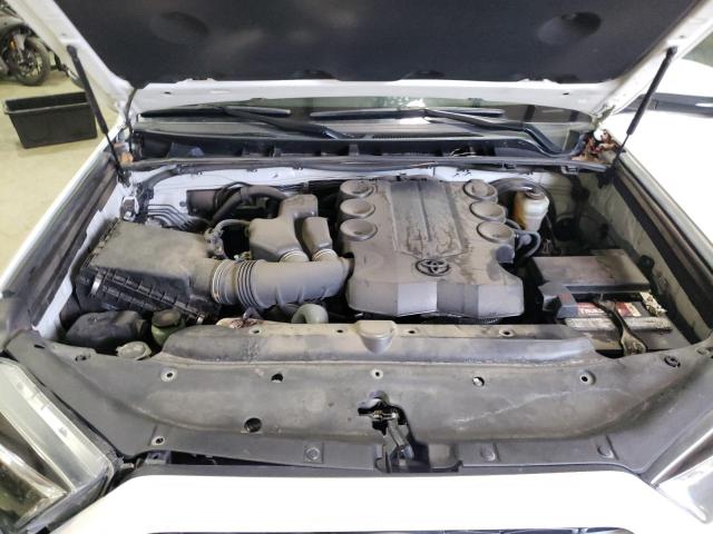 Zdjęcie 11 z aukcji – 2018 TOYOTA 4RUNNER SR z VIN JTEZU5JRXJ5190928
