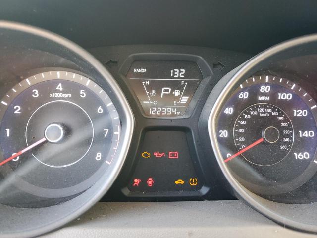 Photo 9 from auction – 2016 HYUNDAI ELANTRA SE with VIN 5NPDH4AE2GH686146