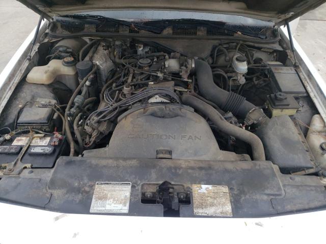 Photo 11 from auction – 1997 MERCURY GRAND MARQ with VIN 2MELM74W1VX741726