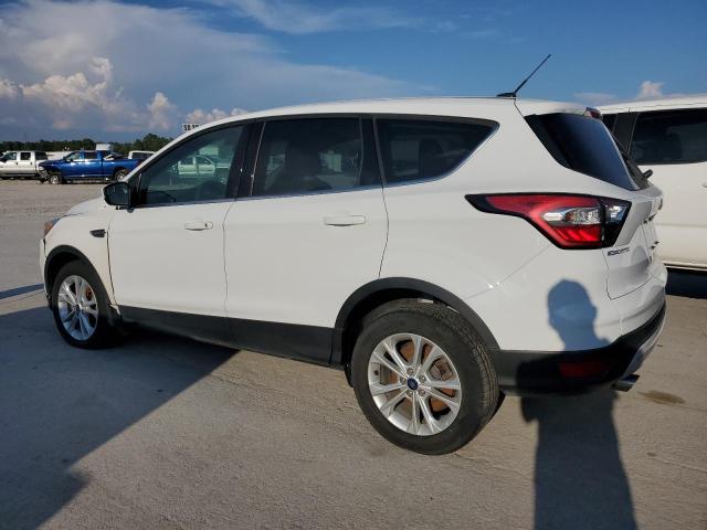Photo 2 from auction – 2017 FORD ESCAPE SE with VIN 1FMCU0GD2HUE38870