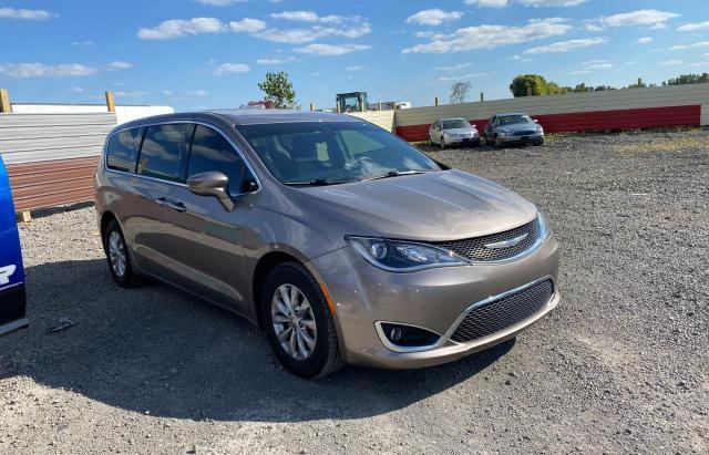 CHRYSLER PACIFICA T 2018 with VIN 2C4RC1FG2JR227092 - Photo from auction