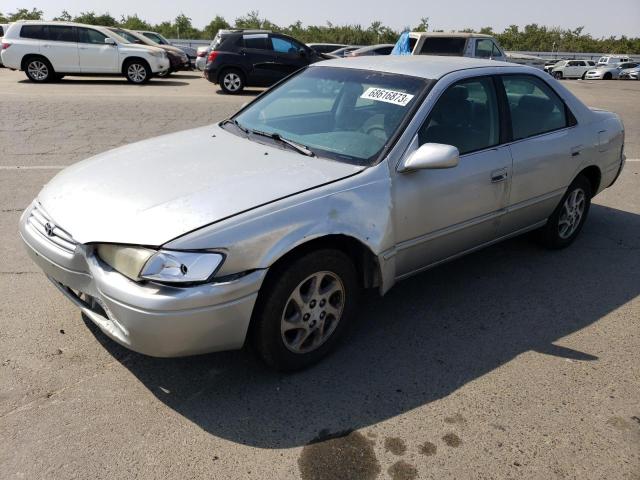 TOYOTA CAMRY CE 1998 with VIN JT2BG22K2W0162096 - Photo from auction