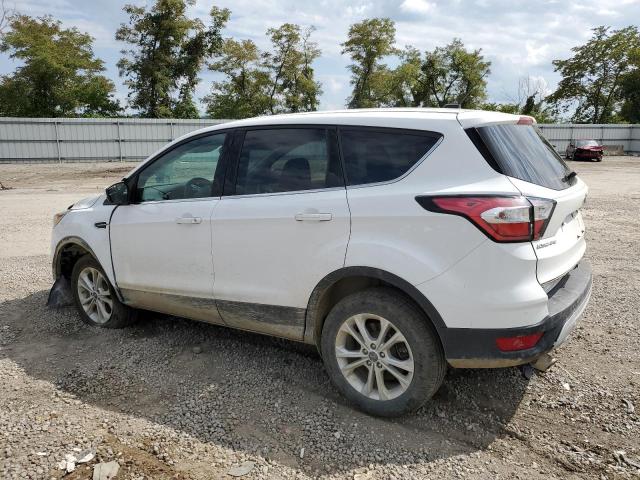 Photo 2 from auction – 2017 FORD ESCAPE SE with VIN 1FMCU9GD3HUC41436