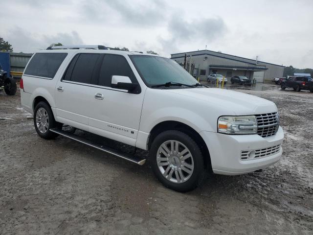 Photo 4 from auction – 2011 LINCOLN NAVIGATOR with VIN 5LMJJ3J56BEJ02799