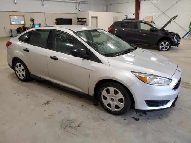 Photo 4 from auction – 2015 FORD FOCUS S with VIN 1FADP3E20FL213083