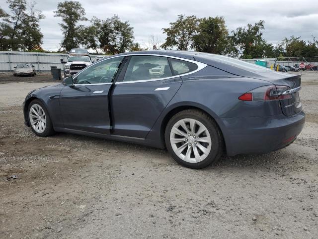 Photo 2 from auction – 2017 TESLA MODEL S with VIN 5YJSA1E23HF208750