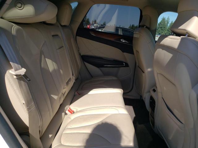 Photo 10 from auction – 2017 LINCOLN MKC SELECT with VIN 5LMCJ2D93HUL24880