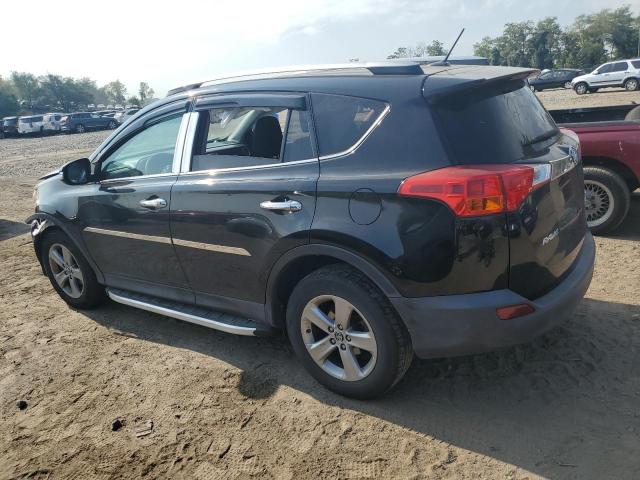 Photo 2 from auction – 2015 TOYOTA RAV4 XLE with VIN 2T3RFREV7FW369599