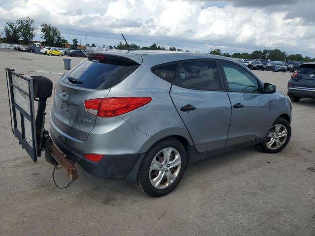 Photo 3 from auction – 2013 HYUNDAI TUCSON GL with VIN KM8JT3AB0DU670171
