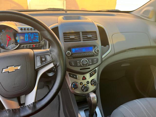 Photo 9 from auction – 2012 CHEVROLET SONIC LT with VIN 1G1JC5SH0C4103646