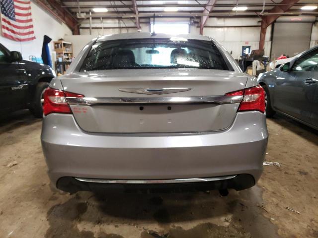 Photo 6 from auction – 2013 CHRYSLER 200 TOURIN with VIN 1C3CCBBB5DN580695