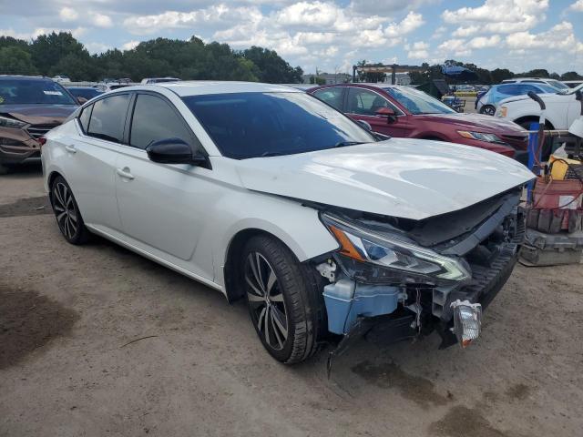 Photo 4 from auction – 2019 NISSAN ALTIMA SR with VIN 1N4BL4CV5KN310333