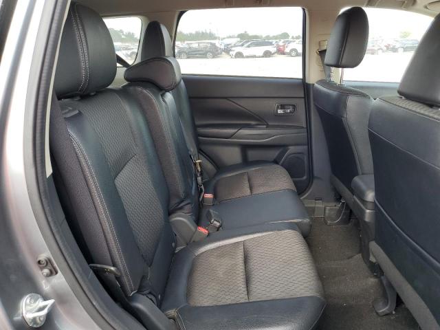 Photo 11 from auction – 2015 MITSUBISHI OUTLANDER with VIN JA4AZ3A36FZ010633