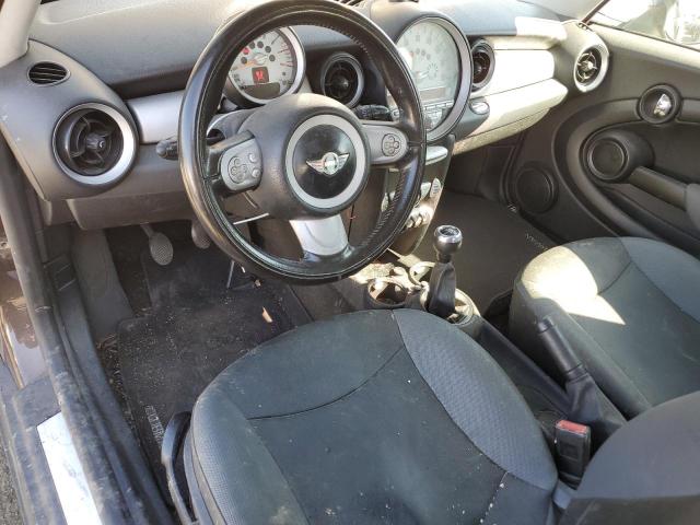 Снимка 8 от търг – 2010 MINI COOPER CLU с VIN WMWML3C59ATX52097