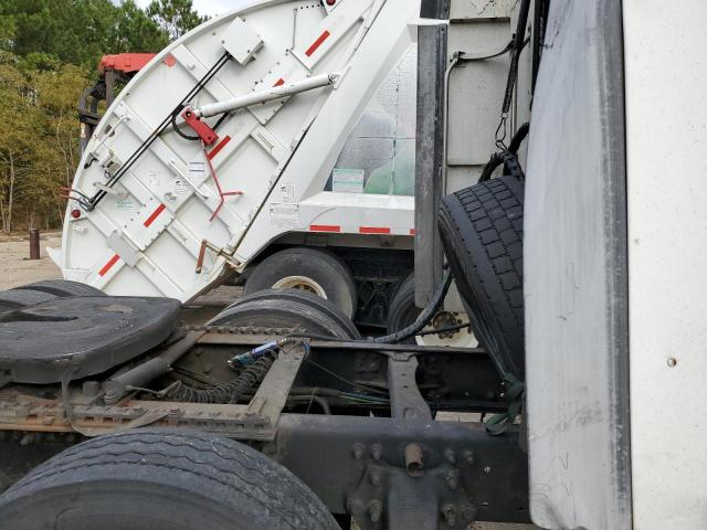 Photo 6 from auction – 2007 FREIGHTLINER CONVENTION with VIN 1FUJA6CK67DY61518