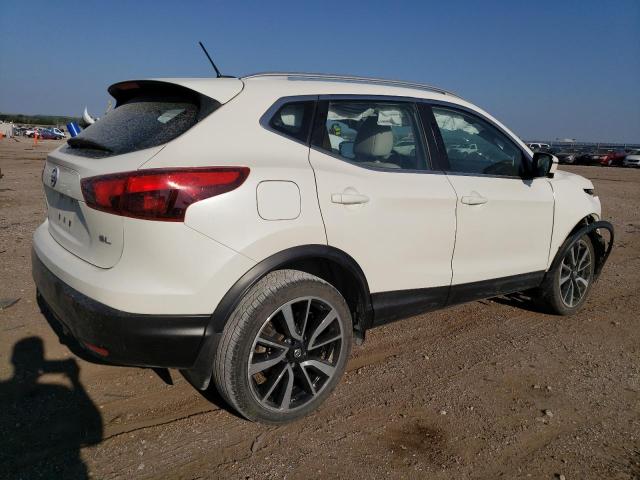 Photo 3 from auction – 2017 NISSAN ROGUE with VIN JN1BJ1CPXHW016514